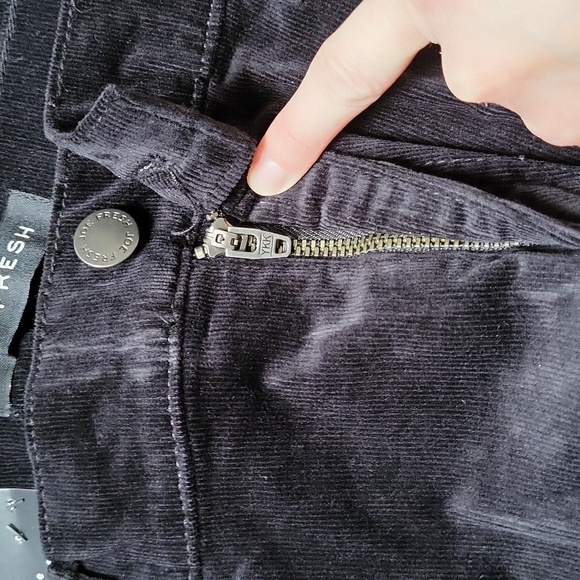 Slim Low Rise Black Corduroy Pants From Joe Fresh! Size 6! NWT! - Picture 12 of 13